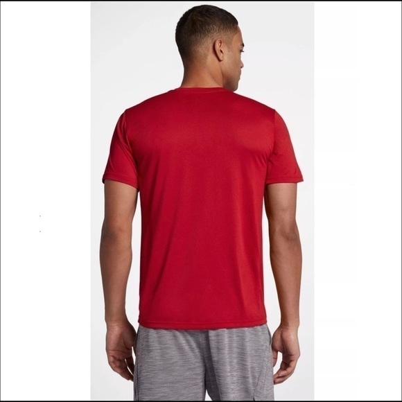 Men’s Nike Dri Fit Red Workout T Shirt Size XL! - Picture 2 of 7